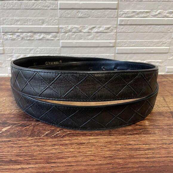 Chanel Bicolore Matelasse Coco Mark Buckle Belt Black - Picture 5 of 10